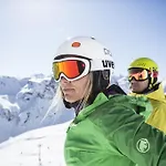 Hotel Explorer Berchtesgaden 4*